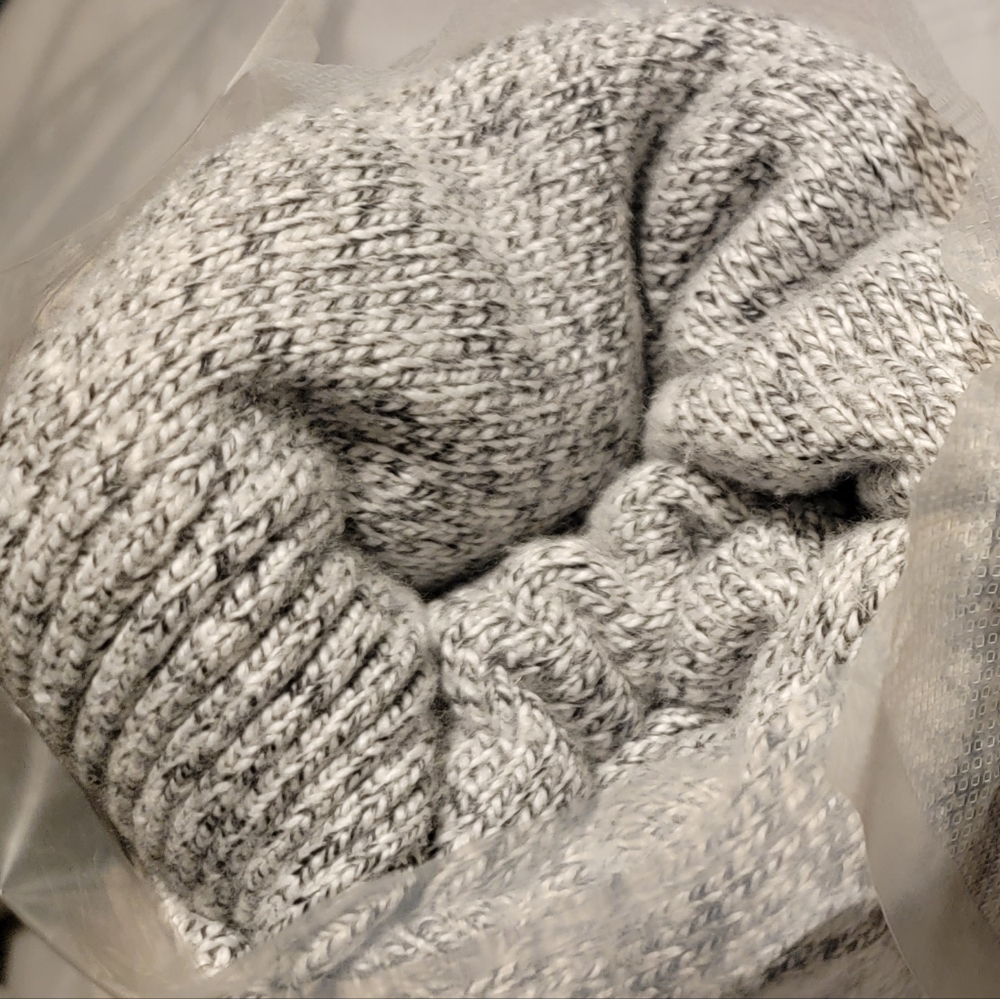 Croft & Barrow mens L sweater GRAY